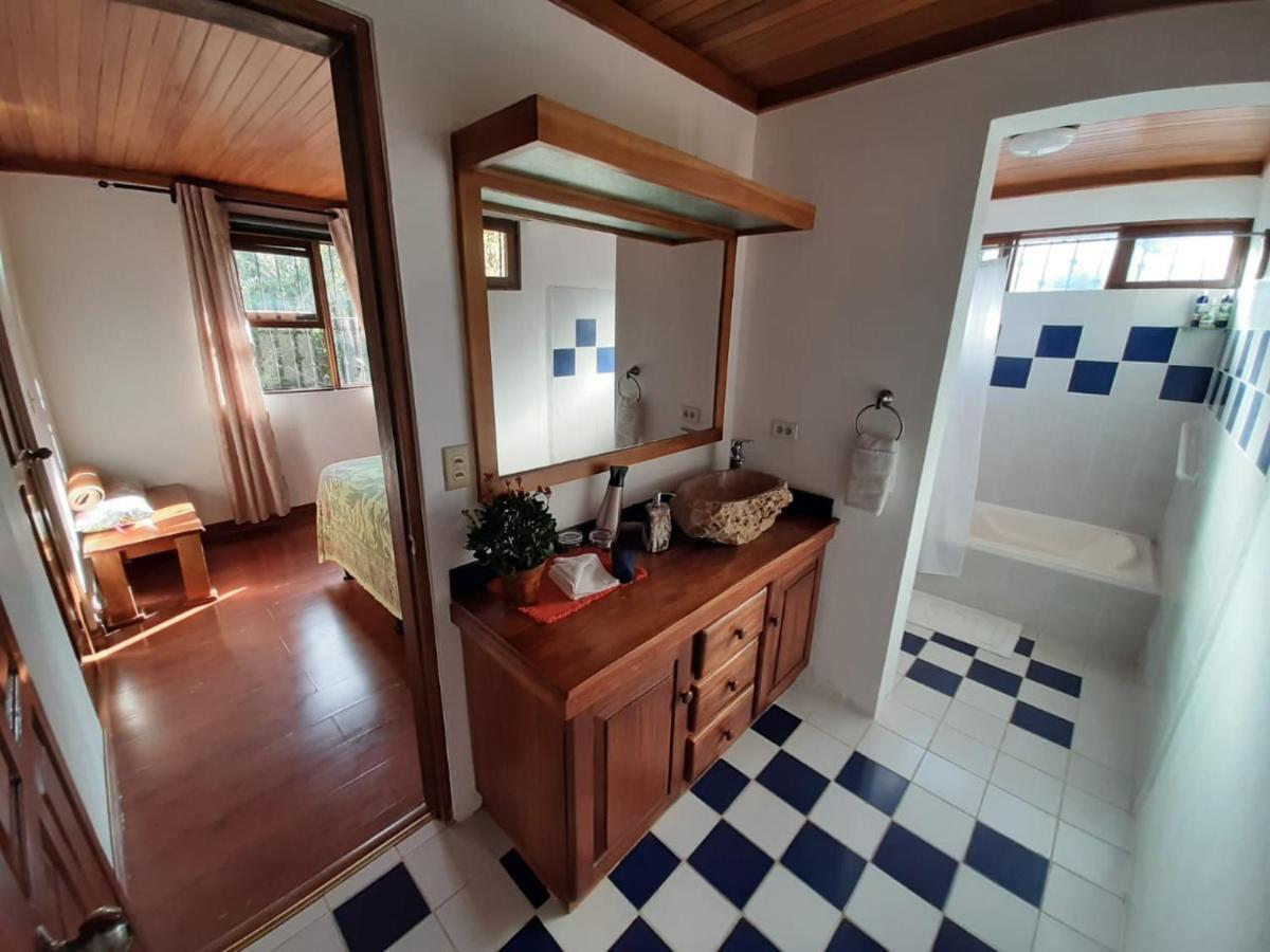 Luna Inn B&B Ciudad Cariari Exteriér fotografie