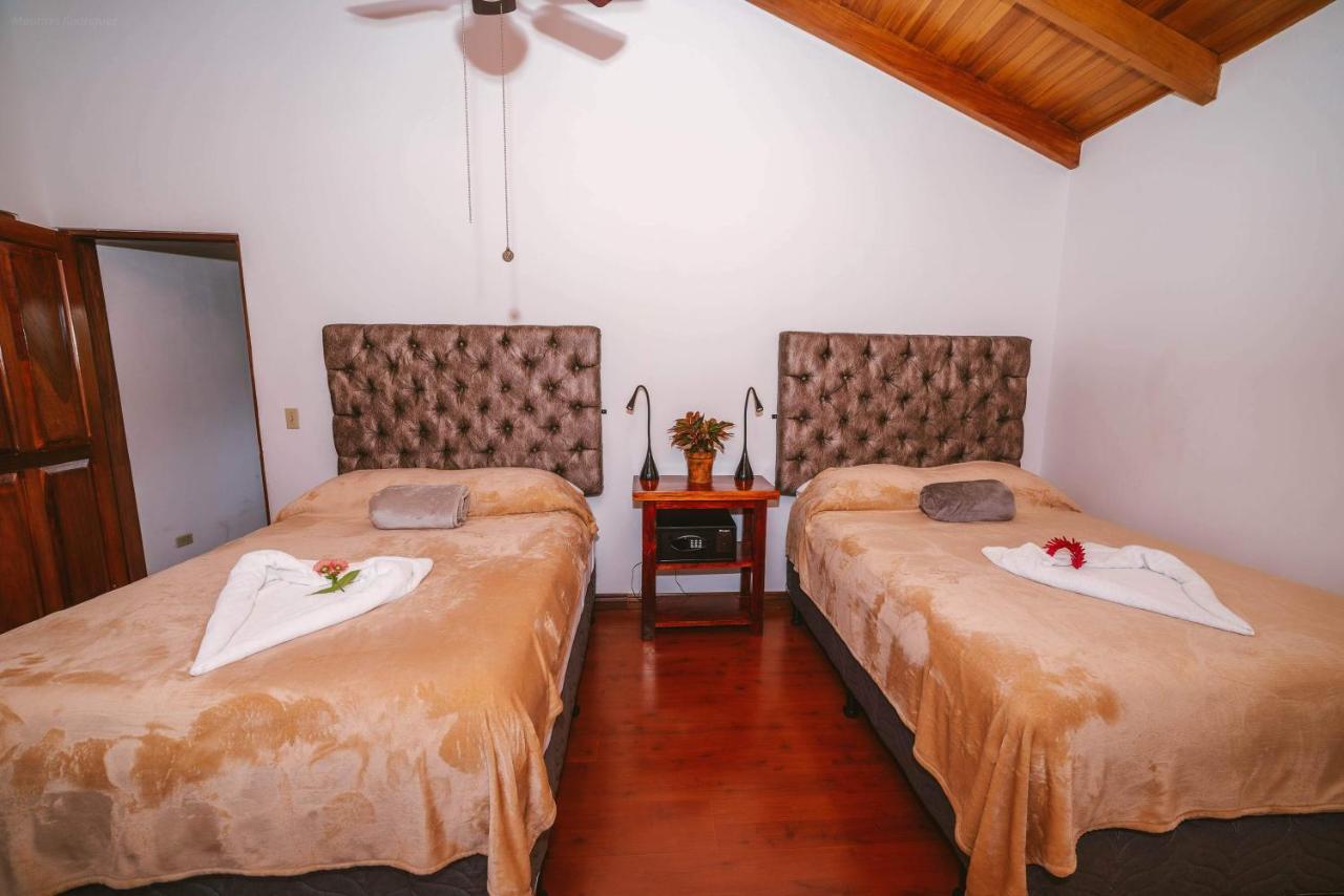 Luna Inn B&B Ciudad Cariari Exteriér fotografie